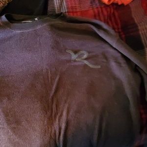 Long sleeve gray thermal roc shirt